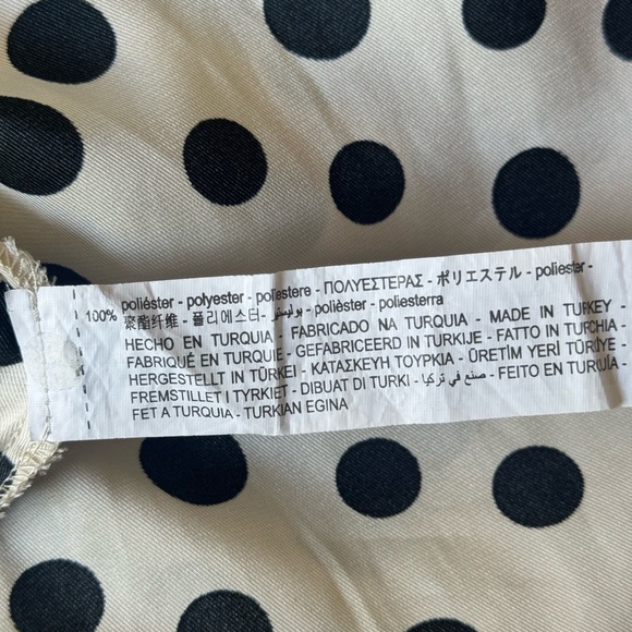 Zara Polka Dot button down size XL - Picture 5 of 5